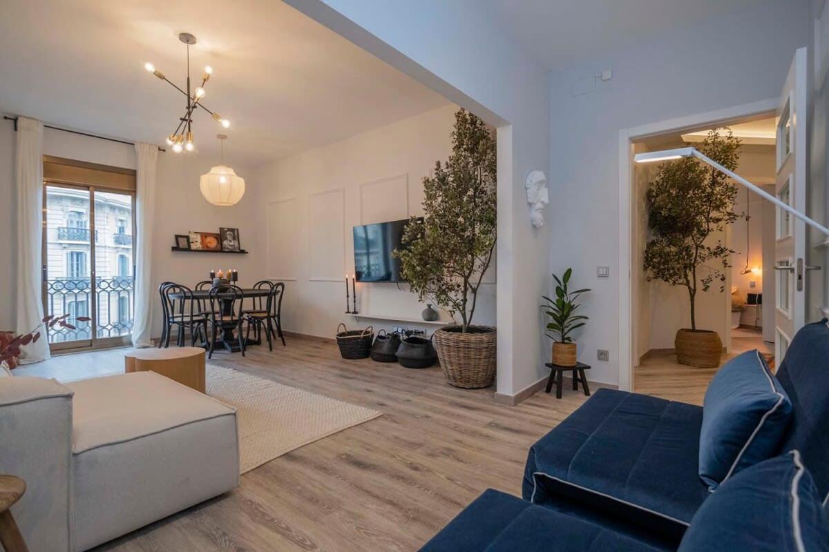 Luxury 4-bedrooms In Rambla De Catalunya Apartment Barcelona